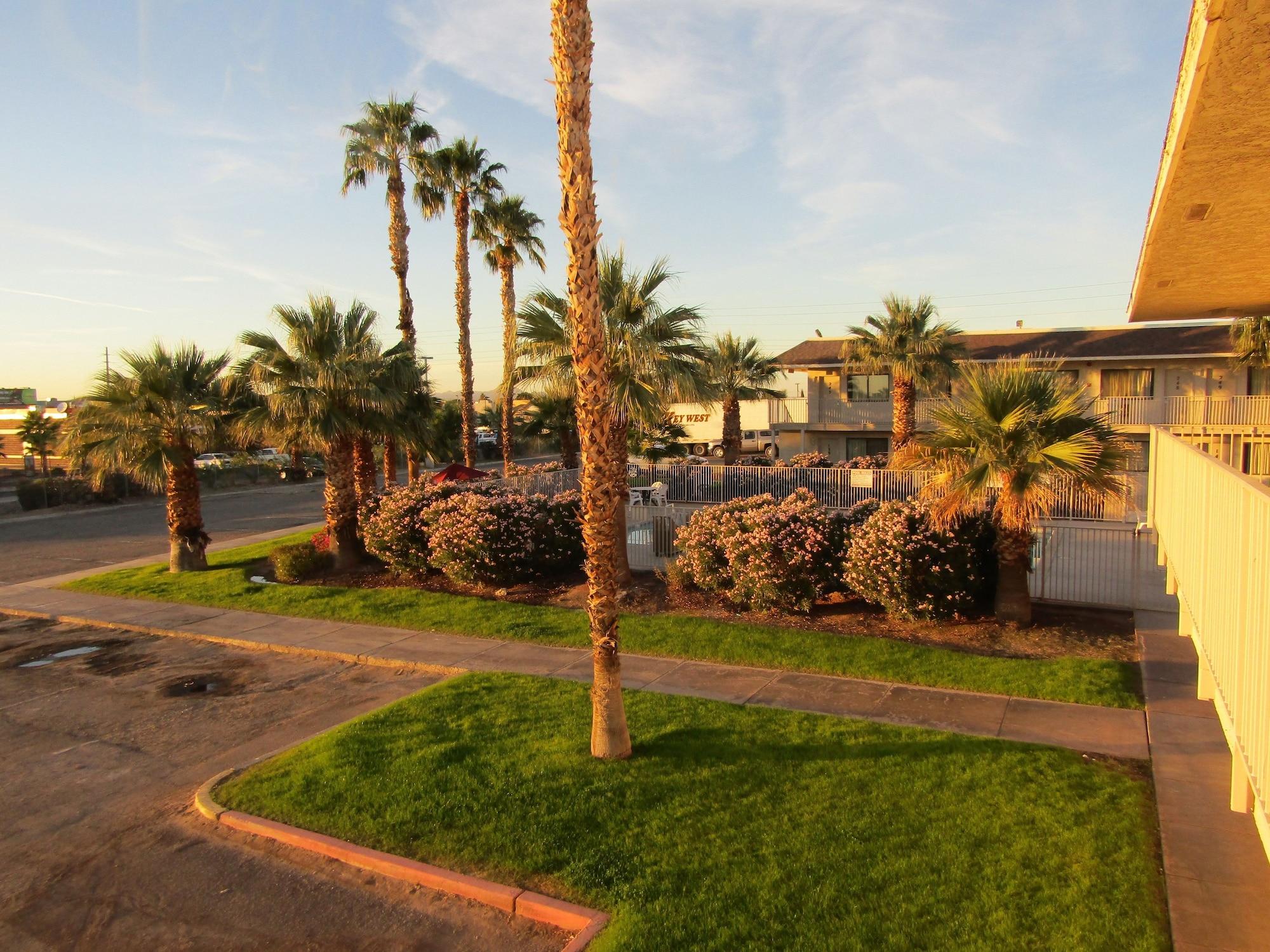 Budgetel Inn & Suites Yuma Exteriör bild