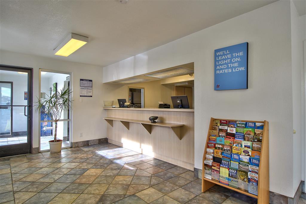 Budgetel Inn & Suites Yuma Inreriör bild