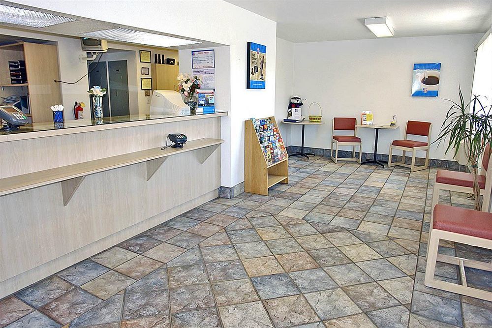 Budgetel Inn & Suites Yuma Exteriör bild